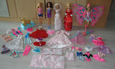 Mattel Barbie Paket 5 Puppen Kleider Accessoires HundeMama mit Welpen, Blumenfee