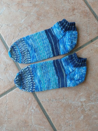 Handgestrickte sneaker - handgestrickte,