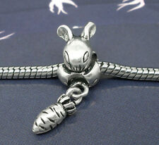 47) Perle Anhänger Hase Osterhase 28 x 10 mm silberfarben Metall