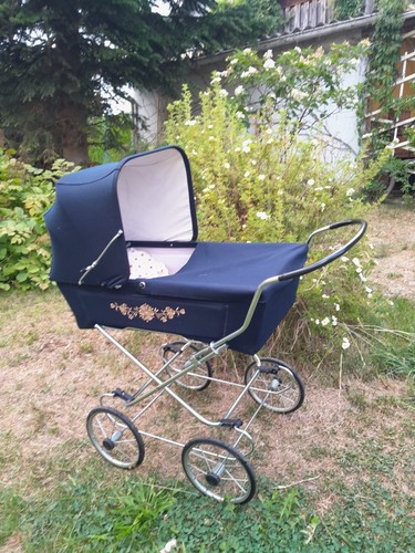 Antiker puppenwagen 70er - antiker, puppenwagen,