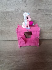 Lissy Pony mit Bett Debbie
