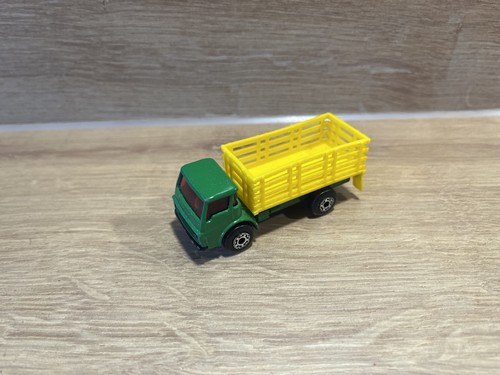 Matchbox dodge cattle truck - cattle,