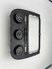  2005 VOLKSWAGEN GOLF A/C &