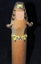 handgeschnitzter Holzfalke Totem bemalt Asien ca. 24,5cm Dekorfigur Geschenk