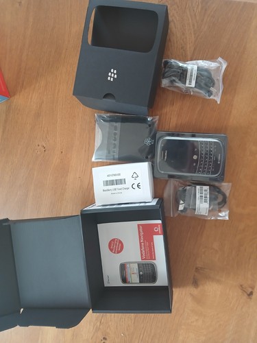 Blackberry bold 9000 - blackberry,