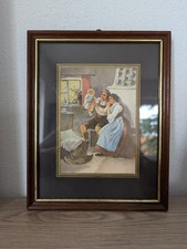 Bild mit Rahmen - stolzes Ehepaar spielt vergnügt mit dem Baby - ohne Signatur 