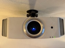 JVC X5500 Beamer Weiß 4 k E Shift mit Deckenhalterung