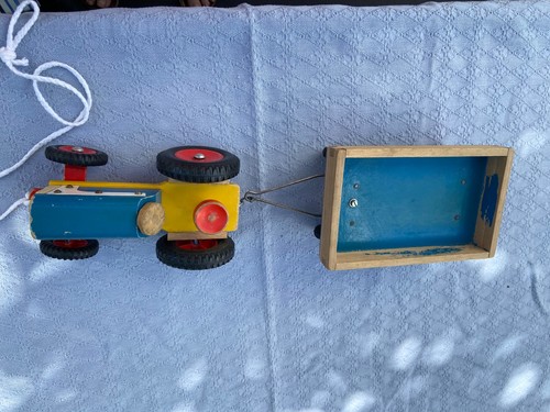 Holzspielzeug traktor mit - holzspielzeug,