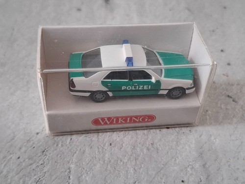 Mercedes 200 polizei 1 - c,