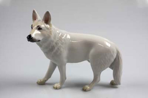 Weißer schäferhund figur - schäferhund,