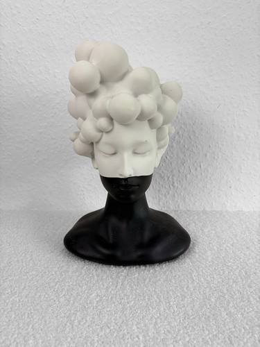 Frauenskulptur - 🩵,