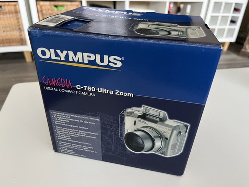 Olympus 750 ultra zoom - ultra,
