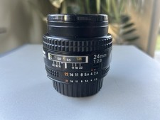 Nikon AF Nikkor 24mm F/2.8