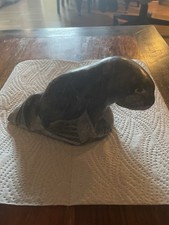 Sandstein Skulptur Walross