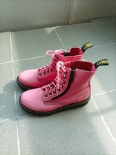 Dr. Martens Schnürstiefel