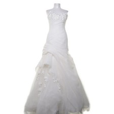 La Sposa, Hochzeitskleid