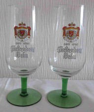 2 Biergläser Pilsgläser 0,25L Fürstenberg Bräu mit grünem Fuß