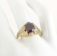 Granat Siegelring 9 kt Gold gepunzt Größe U 3,6 Gramm mit Geschenkbox