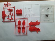 Italeri Revell Ford Mustang GT 2005 Modellauto Modellbausatz 1:24 Teile