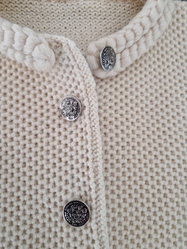 Handgestrickt strickjacke - handgestrickt,