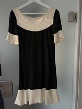 Schwarz creme farbiges Seidenkleid von Temperley London UK 8 D 34 S XS