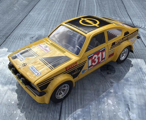 Bburago opel kadett rally - opel,