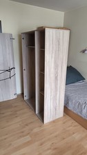 Kleiderschrank Holz, Moder