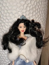 Alte Schneewittchen Barbie Doll Snow White ‘The Apple’ Grimm's Fairy Tales 2001 