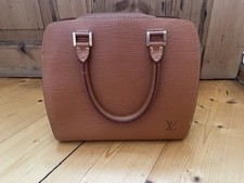 Louis Vuitton Pont Neuf Epi-Leder
