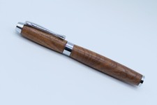 Füllfederhalter aus