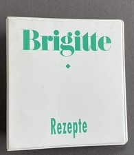Brigitte Rezepte alter, gefüllter Sammelordner Weiß Rezept  Sammelrezepte Ordner