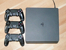 PS4 mit 3 Controller 1TB