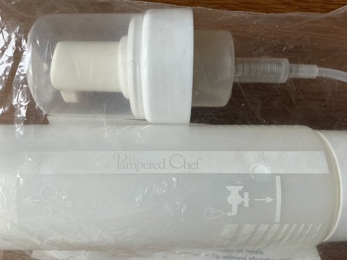 Pampered chef the suds pump - the,