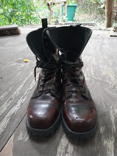Boots and braces loch - 10,