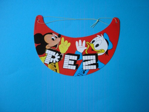 Micky und donald auf einer - und, pez