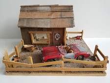 1:18 DIORAMA GARAGE SCHEUNE WERKSTATT OLDTIMER SCHEUNENFUND CHEVROLET CORVETTE