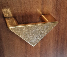 2 Stück Möbelgriffe BA 32 mm Schubladengriff Kunststoff  gold dreieckig Art Deco