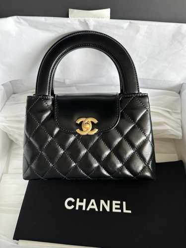 Chanel black 24p - chanel, nano