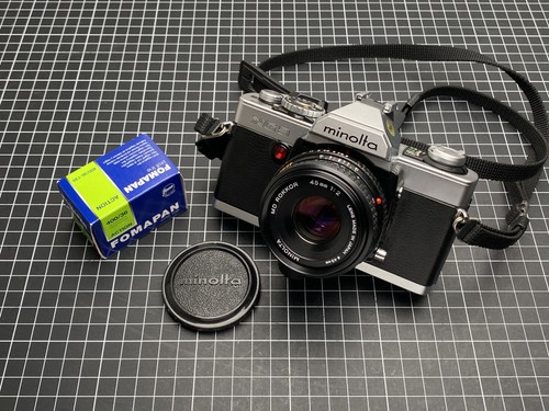 Minolta 45mm f 2 - 9, +