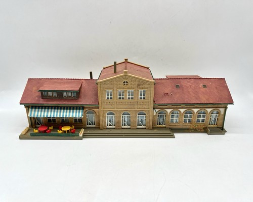 Kibri 9516 e383 bahnhof - b-9516, h0