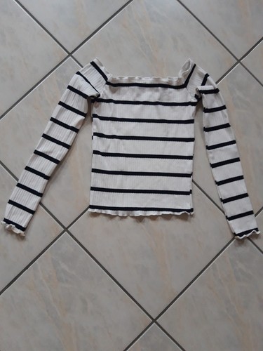 Weißes gestreiftes shirt mit - gestreiftes,