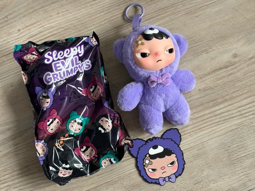 Sleepy evil grumpys plush - evil,