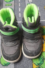  Babyschuhe , von Cortina 