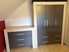 Babyzimmer Modell Lasse (Kleiderschrank, Wickeltisch mit Schubladen, Regal)