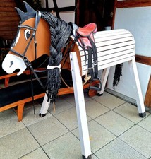 Holzpferd Voltigierpferd