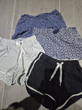 4x Kurze Hosen Shorts Gr. 110