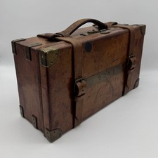 Antikes hellbraunes Leder