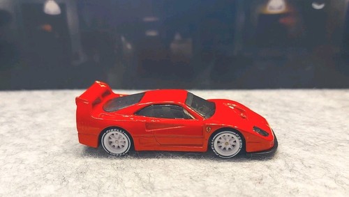 Hot wheels ferrari - hot,