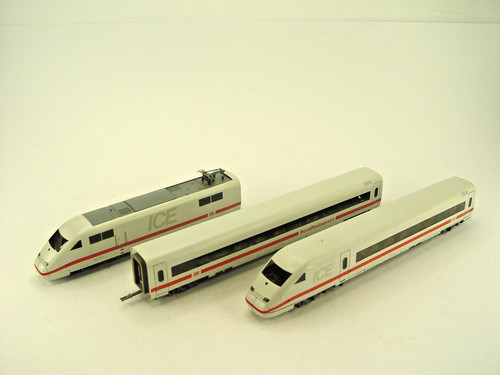 Ice triebzug 402 dreiteilig - ice,