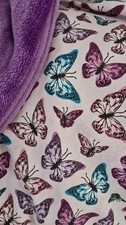 XXL Kuscheldecke Butterfly von Babauba Schmetterling Lila